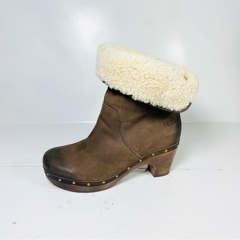 Ugg Lynnea Womens Ankle Boots Shearling Lined Cuffed‎ Studded Wood Heel Size 7.